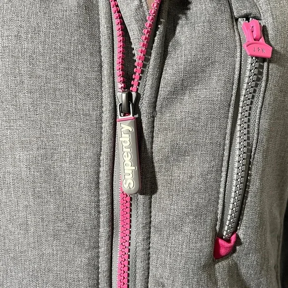 Superdry S Hooded Winter Windtreker Gray Pink Jacket - Picture 11 of 13